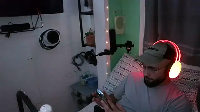 Snapshot of versatilevortex chatting on November 2025 09:53:02 AM versatilevortex online show from November 2025 09:53:02 AM