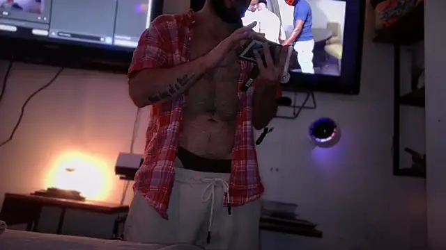 Snapshot of versatilevortex chatting on November 2025 05:21:02 AM versatilevortex online show from November 2025 05:21:02 AM