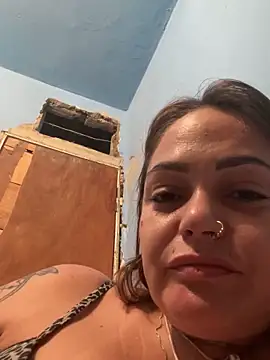 Snapshot of priscila_luv chatting on November 2025 03:38:01 AM priscila luv online show from November 2025 03:38:01 AM