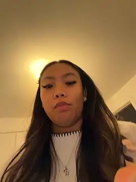 MissCherryyxox online show from October 2025 05:30:01 PM