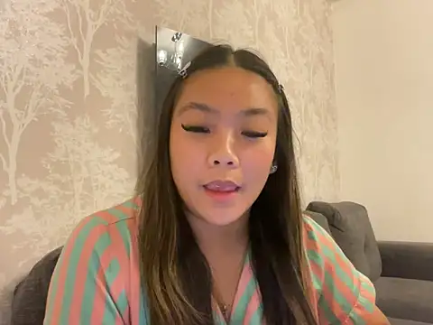 MissCherryyxox online show from October 2025 07:11:02 PM