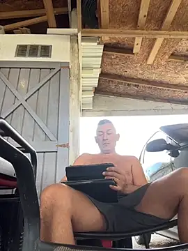 countryboi2002 online show from October 2025 06:38:02 PM