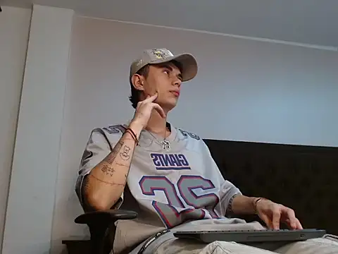 jaico santos online show from September 2025 11:19:01 PM