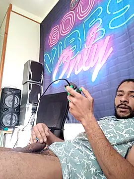 Mikaaa97 online show from February 2026 01:07:01 PM