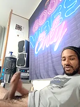 Mikaaa97 online show from April 2026 12:41:01 AM