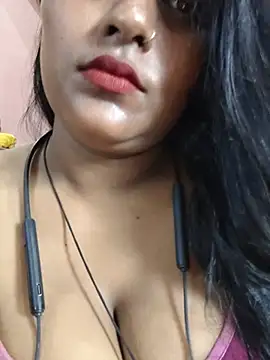 Jasmine Januja online show from July 2026 01:57:01 AM