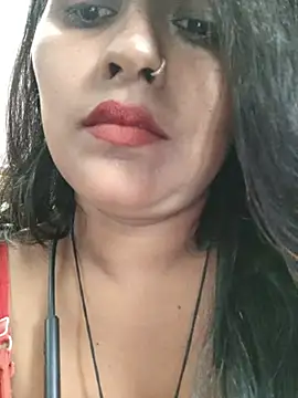 Jasmine Januja online show from July 2026 11:14:01 AM