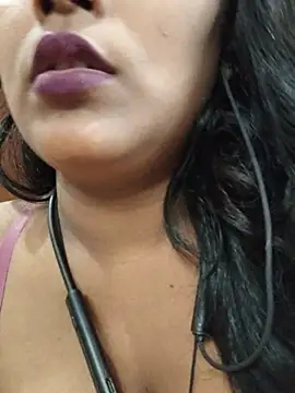 Jasmine Januja online show from July 2026 11:56:02 AM