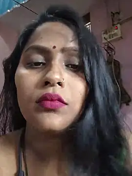Jasmine Januja online show from July 2026 02:03:02 AM