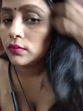 Jasmine Januja online show from July 2026 02:09:02 AM