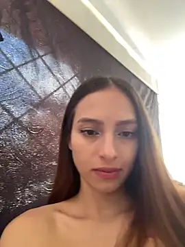 KaMila M00N online show from July 2026 02:53:01 PM