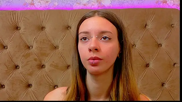 CoraVex online show from May 2026 03:56:01 AM