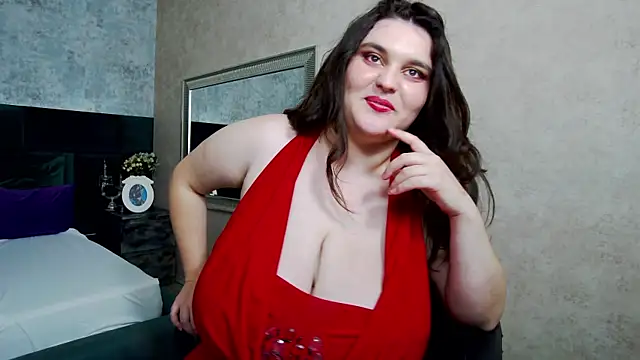 Snapshot of SaraElise chatting on September 2025 07:31:01 AM SaraElise online show from September 2025 07:31:01 AM