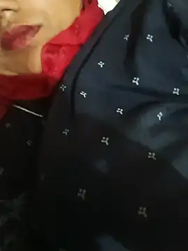 Hot Desi Milf online show from May 2026 12:40:01 AM