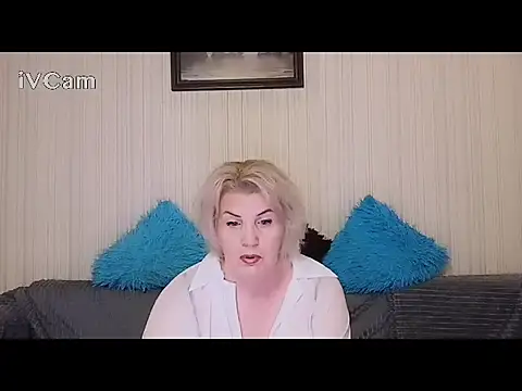 Snapshot of Solveth chatting on August 2026 10:31:02 AM Solveth online show from August 2026 10:31:02 AM