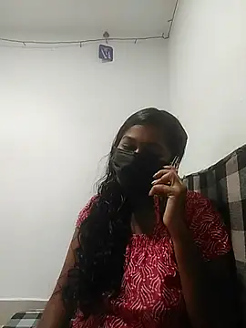 Snapshot of TAMIL_AMMUKUTTYY chatting on November 2025 05:33:02 PM TAMIL AMMUKUTTYY online show from November 2025 05:33:02 PM