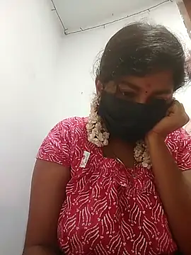 Snapshot of TAMIL_AMMUKUTTYY chatting on November 2025 03:45:02 PM TAMIL AMMUKUTTYY online show from November 2025 03:45:02 PM