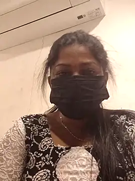 Snapshot of TAMIL_AMMUKUTTYY chatting on December 2025 06:27:01 PM TAMIL AMMUKUTTYY online show from December 2025 06:27:01 PM