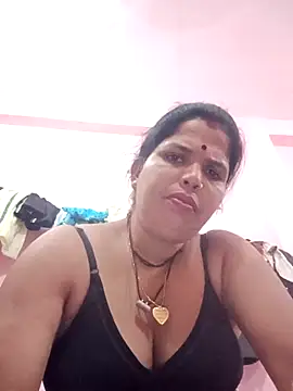 Hott locky online show from October 2025 04:07:02 PM