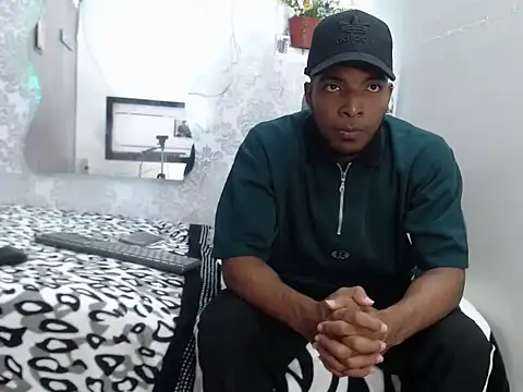 Snapshot of choco_hornyx18 chatting on September 2025 03:08:02 AM choco hornyx18 online show from September 2025 03:08:02 AM