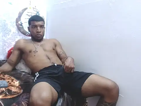 Snapshot of choco_hornyx18 chatting on October 2025 04:10:01 AM choco hornyx18 online show from October 2025 04:10:01 AM