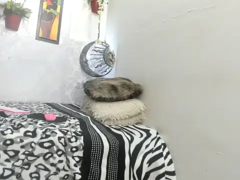 Snapshot of choco_hornyx18 chatting on November 2025 05:06:01 AM choco hornyx18 online show from November 2025 05:06:01 AM