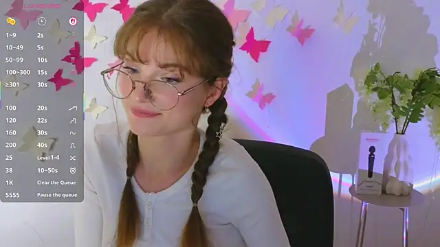 Snapshot of Katyaa_Lover chatting on October 2025 07:56:02 PM Katyaa Lover online show from October 2025 07:56:02 PM