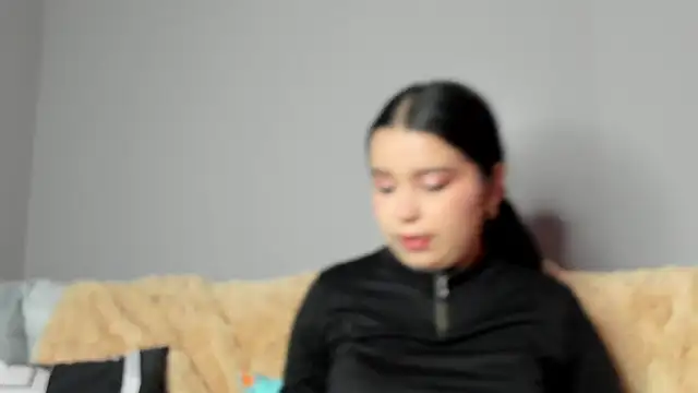 LunaWiill  online show from February 2026 08:05:01 PM