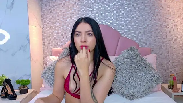 Snapshot of LizieSmith chatting on October 2025 02:30:02 PM LizieSmith online show from October 2025 02:30:02 PM