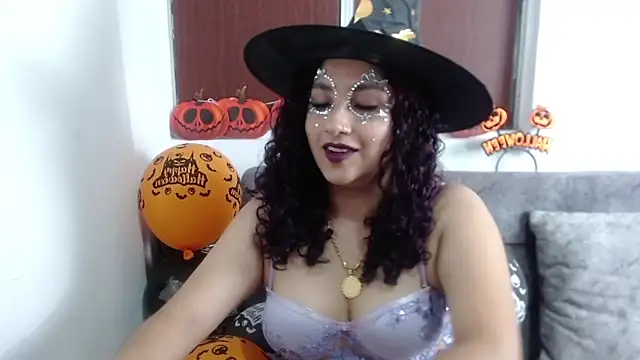 Gia Dior online show from October 2025 10:44:02 PM