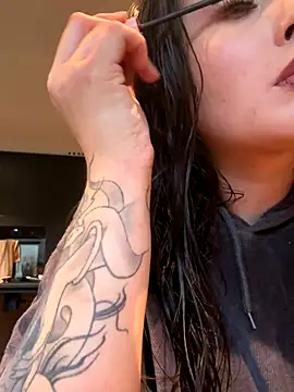 Kristyoff online show from October 2025 11:11:02 AM