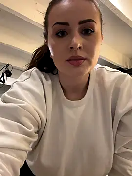 Kristyoff online show from October 2025 01:04:02 PM