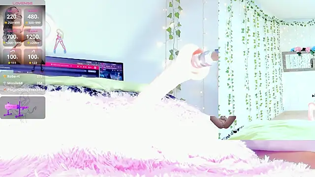 Ashley  Jones   online show from July 2026 09:04:02 AM