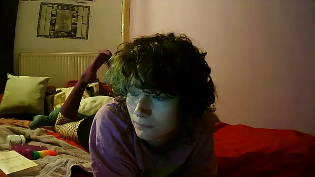 Snapshot of Nydia_Levine chatting on October 2025 03:31:02 PM Nydia Levine online show from October 2025 03:31:02 PM