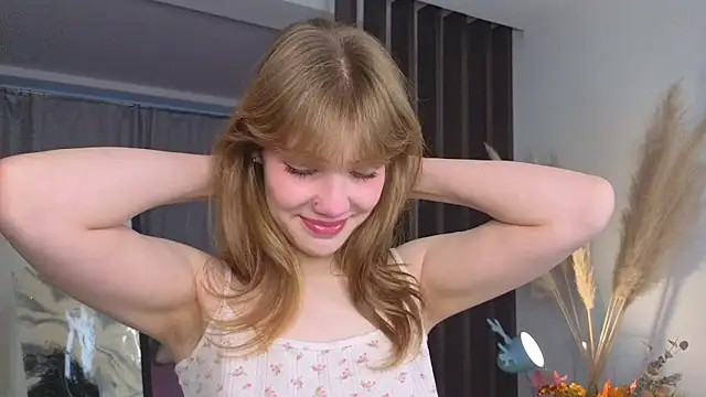 pienaple online show from November 2025 04:02:02 AM