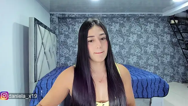 Daniela x19 online show from April 2026 12:37:02 AM