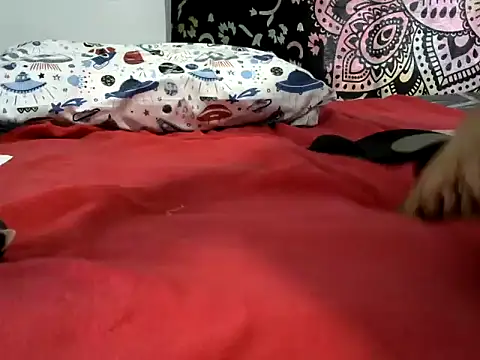 Snapshot of la_esposa_xxx chatting on February 2026 12:50:02 AM la esposa xxx online show from February 2026 12:50:02 AM