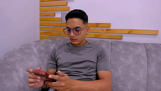 Snapshot of axel_vega chatting on September 2025 07:29:01 PM axel vega online show from September 2025 07:29:01 PM