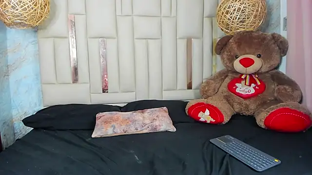 Dixiebelle online show from March 2026 12:01:01 AM