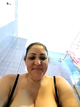 Snapshot of Lunita86 chatting on January 2026 02:08:02 PM Lunita86 online show from January 2026 02:08:02 PM