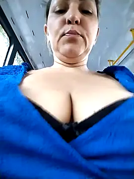 Snapshot of Lunita86 chatting on February 2026 10:29:02 AM Lunita86 online show from February 2026 10:29:02 AM