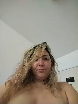 Lunita86 online show from June 2026 01:38:02 PM