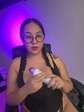 Snapshot of sacha_torres02 chatting on March 2026 05:46:01 AM sacha torres02 online show from March 2026 05:46:01 AM