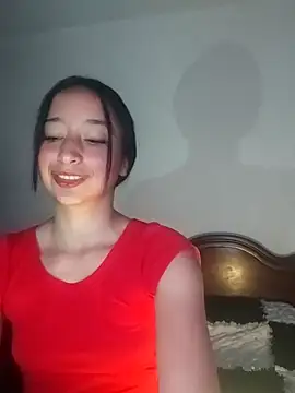 Snapshot of Vale_stone_ chatting on September 2025 01:09:02 AM Vale stone online show from September 2025 01:09:02 AM