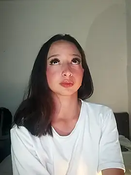 Snapshot of Vale_stone_ chatting on November 2025 05:07:01 AM Vale stone online show from November 2025 05:07:01 AM