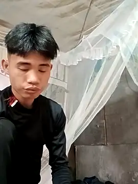 Snapshot of Nhyy_xx chatting on April 2026 03:05:01 AM Nhyy xx online show from April 2026 03:05:01 AM