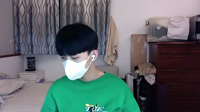 Snapshot of kai101010 chatting on October 2025 03:11:02 PM kai101010 online show from October 2025 03:11:02 PM