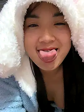 Lina-sexyy online show from November 2025 03:36:02 PM