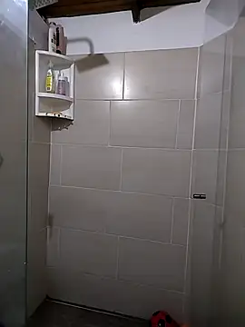 Snapshot of Suzanelee1 chatting on November 2025 10:15:02 AM Suzanelee1 online show from November 2025 10:15:02 AM