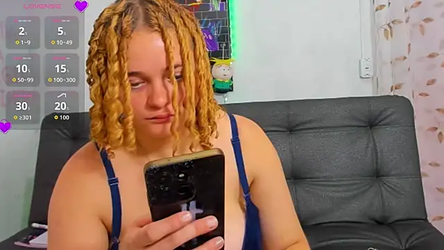 Cherrysweetyx online show from November 2025 08:08:02 PM